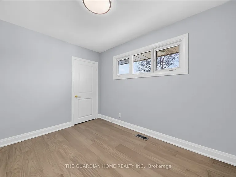 64 Gatineau St #MAIN FL — Photo 18