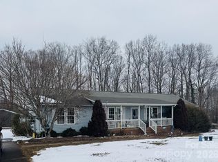 415 Massey Deal Rd, Statesville, NC 28625