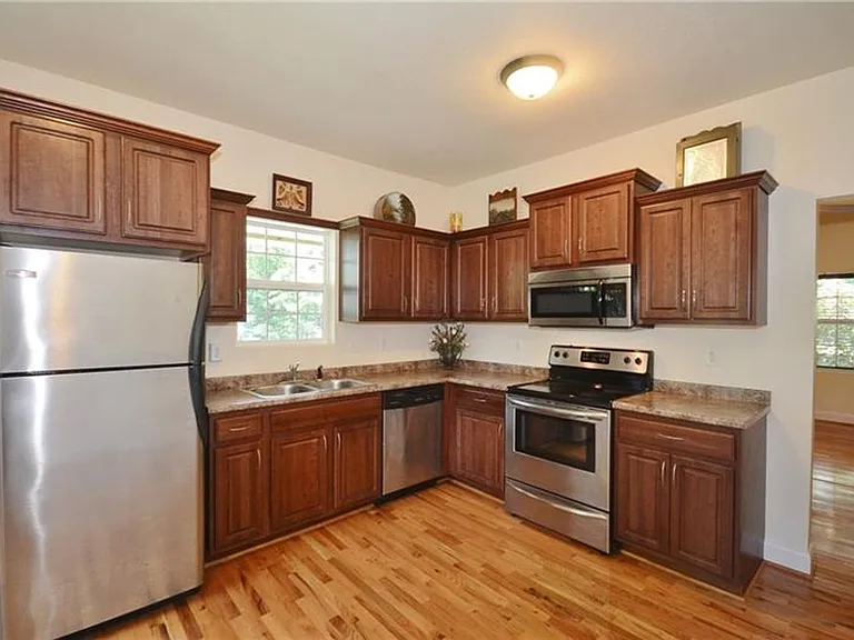 5007 Thoms Run Rd — Photo 10