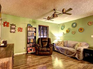 226 Hampton Place Ct, Fairdale, KY 40118