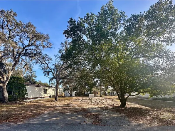 34978 Hawkiowa Rd #19, Dade City, FL 33523