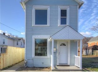 1310 5th Ave, New Brighton, PA