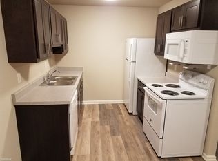 407 E Edgar Bergen Blvd, Decatur, MI 49045