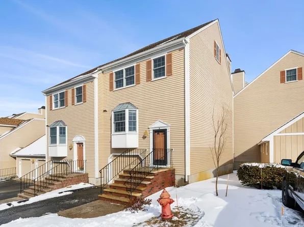 6 Weatherly Dr Unit 6, Salem, MA 01970