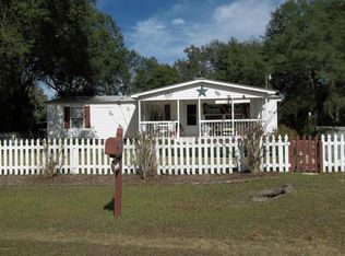 104 Canoe Dr, Interlachen, FL 32148