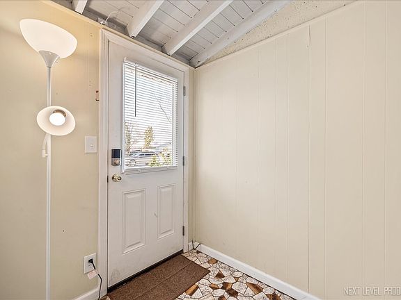 3rd image of 1009 Assell Ave