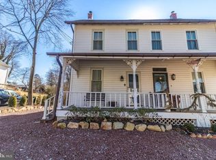 1670 W Doe Run Rd, Kennett Square, PA 19348