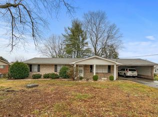3427 Vicki St, Morristown, TN 37814