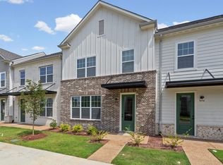 3056 Portage Dr, Bartlett, TN 38135