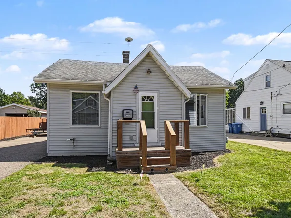 4858 Walton Ave SW, Wyoming, MI 49548