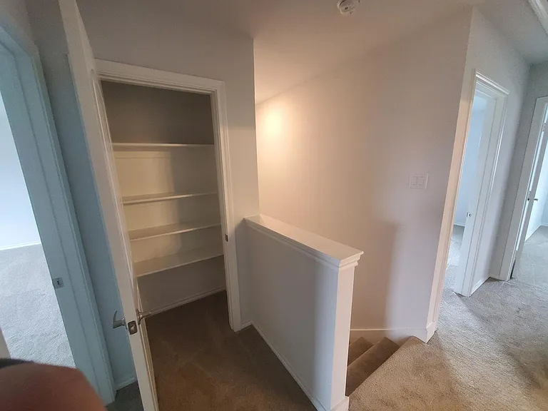 228 Michelle Dr — Photo 10