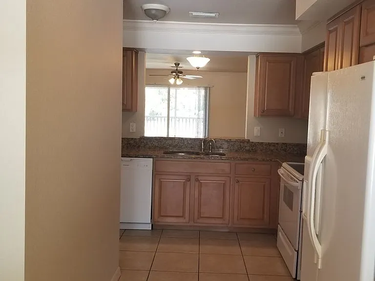 Santa Barbara Villas - Move in Special — Photo 93