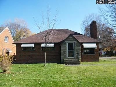 2nd image of 5715 Edgehill Dr