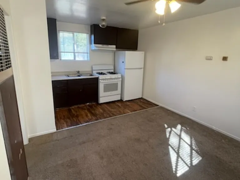 110 Foothill Blvd #6 — Photo 3