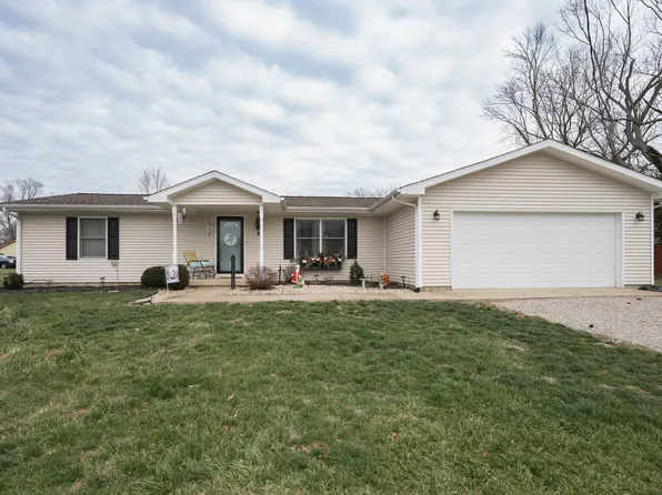 6735 N Main St, Freetown, IN 47235