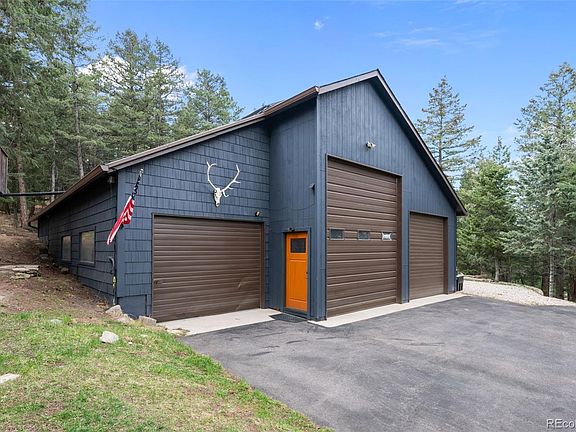 3rd image of 6025 Meadow Drive