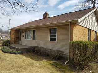 111 Rippon Ave, Hillsdale, MI 49242