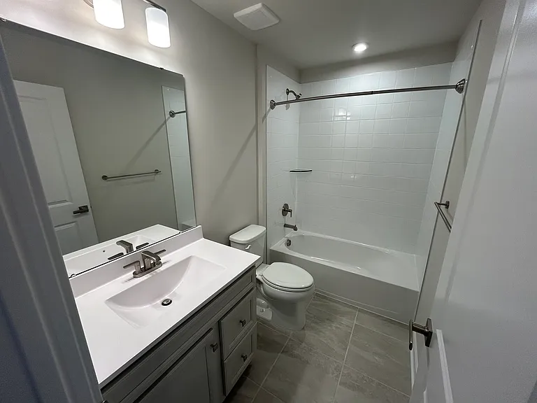 9098 Chapwith Dr — Photo 11