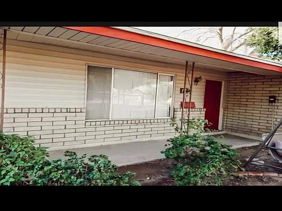 1st image of 1714 N Queensbury