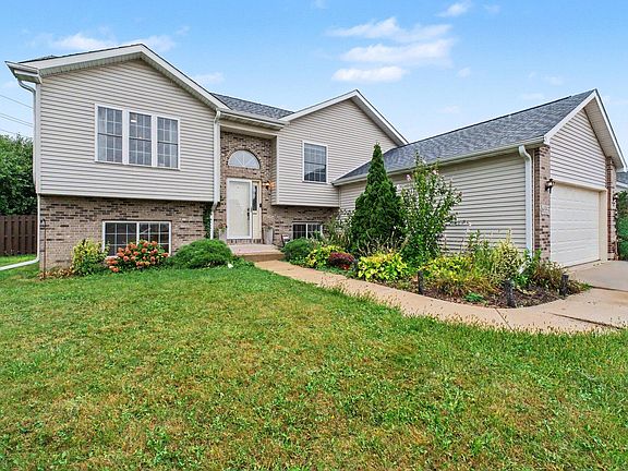 2nd image of 6553 Robbins Rd