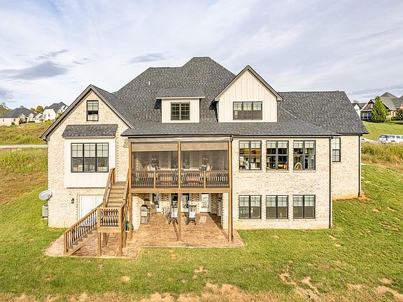 4th image of 1782 Lake Manor Dr