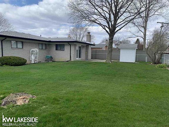 3rd image of 36316 Bahama Dr