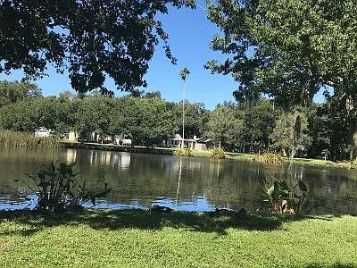 2 bed, 1.5 bath, 1307 sqft, $2,300 — Photo 3