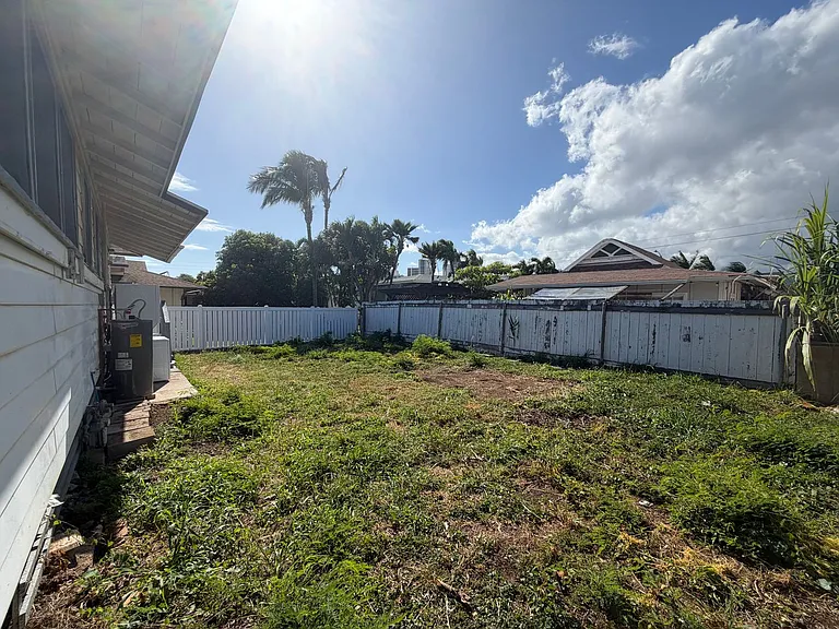3022 Makini St — Photo 29