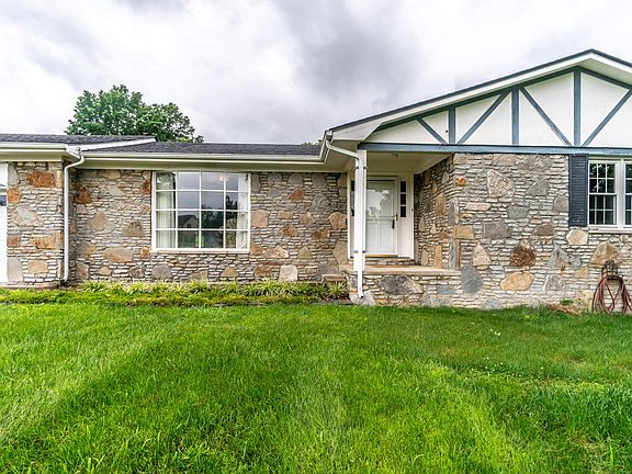 3rd image of 145 Country Estates Rd