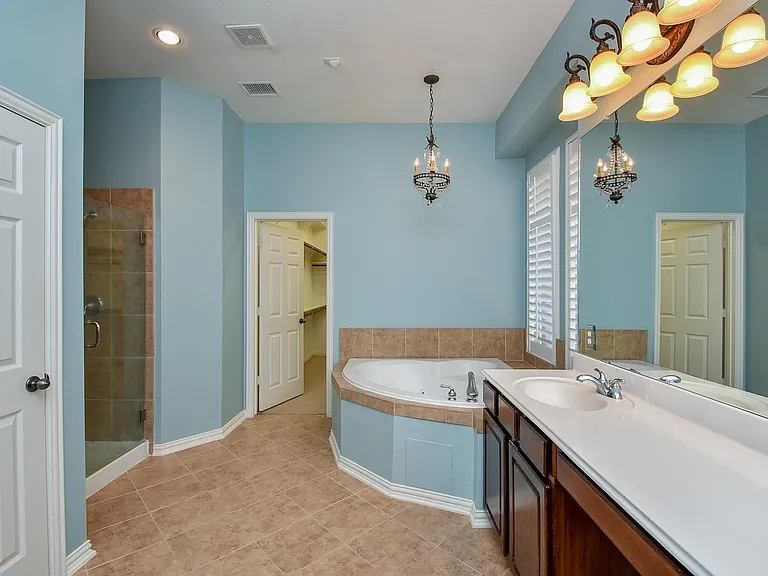 10 Renoir Trail Pl — Photo 17
