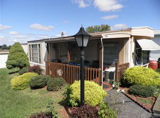 709 Cloverleaf Cir, Delmont, PA 15626