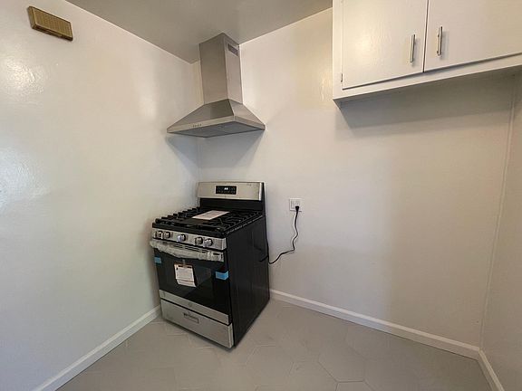 5th image of 4100 W McFarlane Ave APT 12