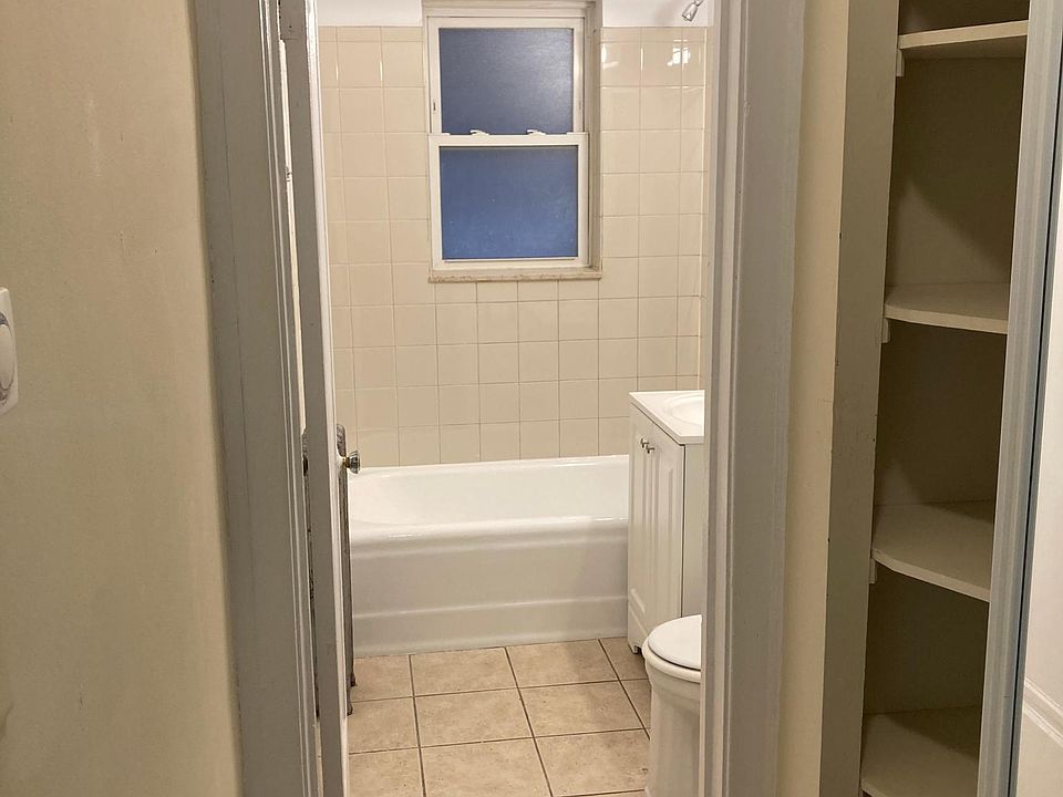 1st image of 6442 N Troy St APT 1W