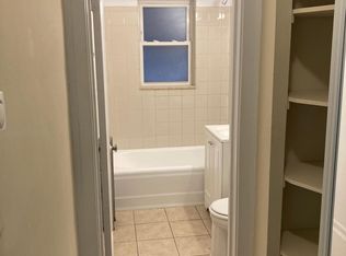 6442 N Troy St APT 1W, Chicago, IL 60645