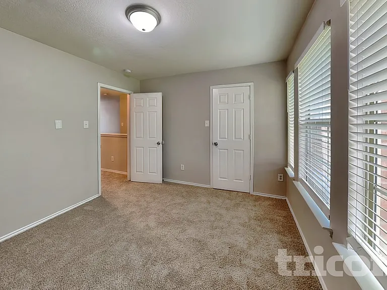 8210 Grissom Cir — Photo 11