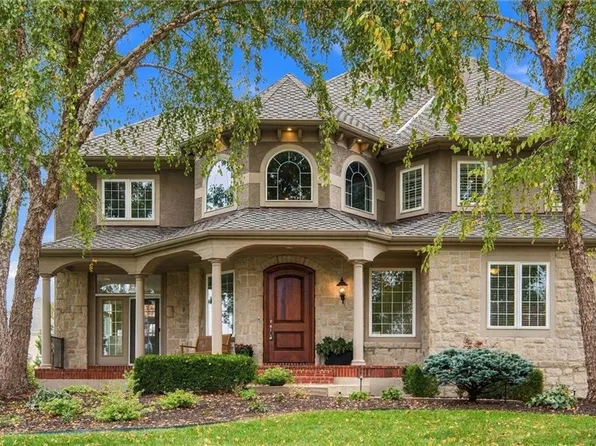 6000 W 149th St, Overland Park, KS 66223