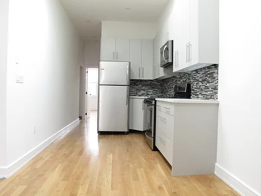 Rented by Residents Team | media 22