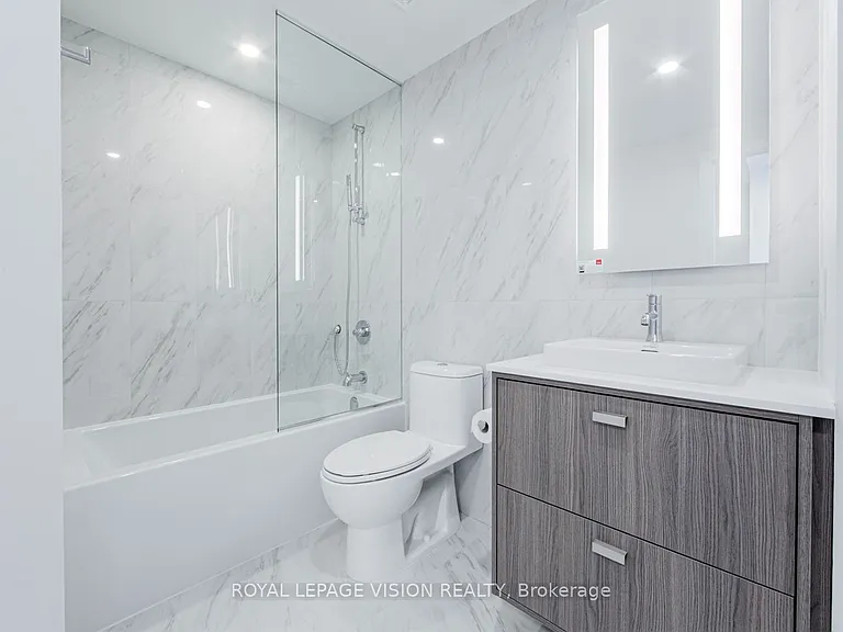 858 Dupont St #604 — Photo 12