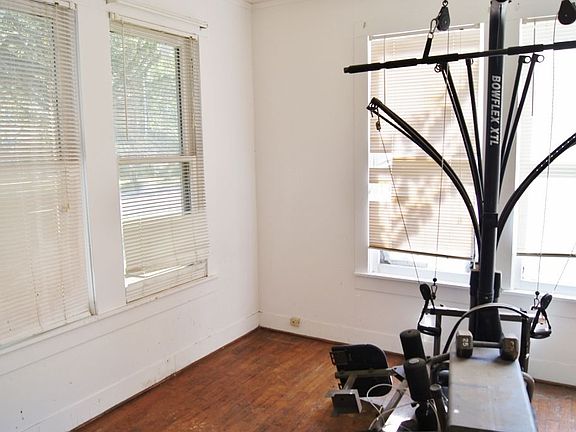 5th image of 201 N Woodrow St