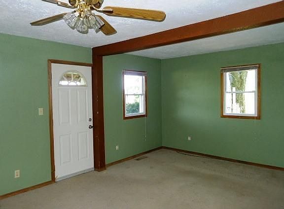 3rd image of 11215 Ayres Pike