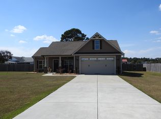 27 Blackwater Ct, Princeton, NC 27569