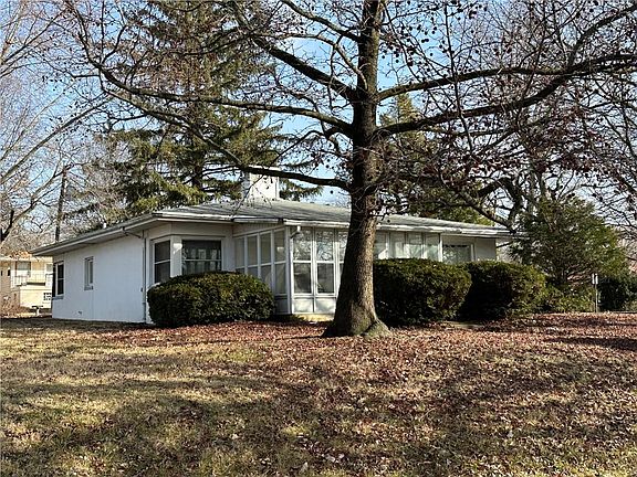 2nd image of 301 Swisher Ave