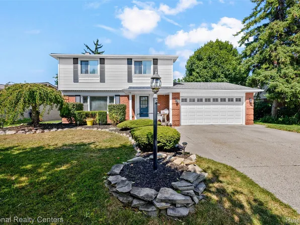 39050 Lyndon St, Livonia, MI 48154