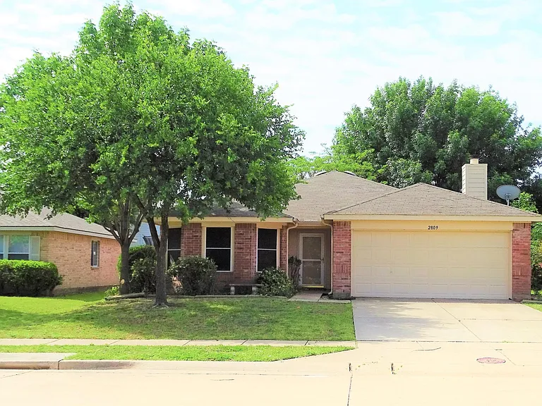 2809 Briargrove Ln — Photo 21