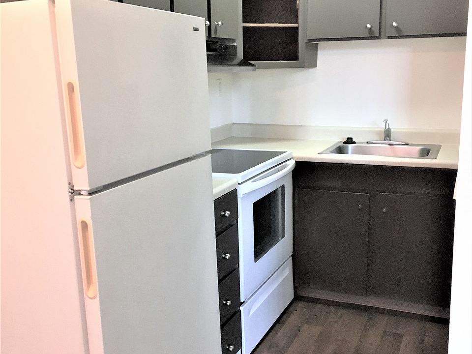 1st image of 4236 11th Ave NE APT 207