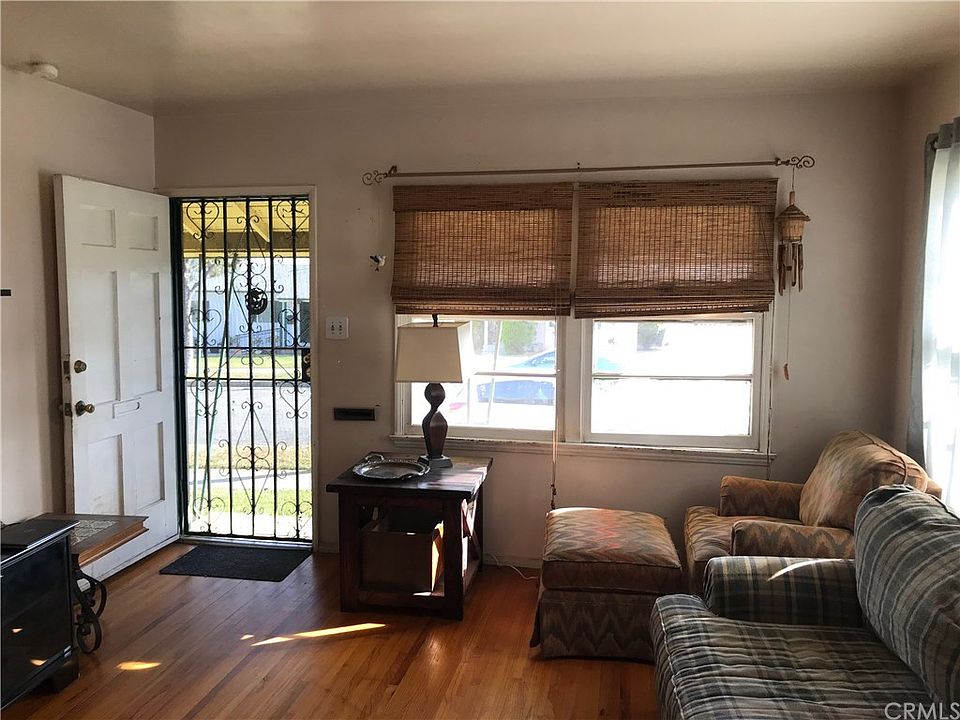 1st image of 2424 W Via Lucia