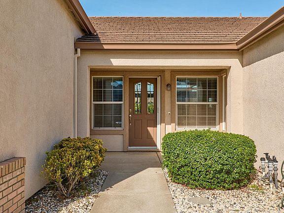 3rd image of 570 Turnberry Terrace