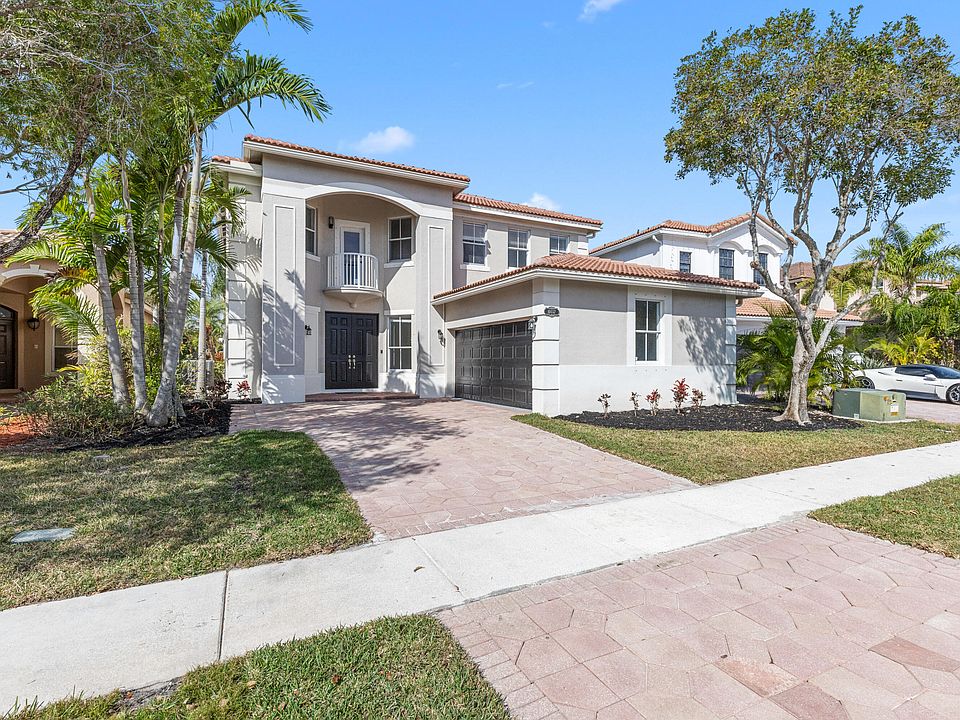 1st image of 10557 Galleria Street