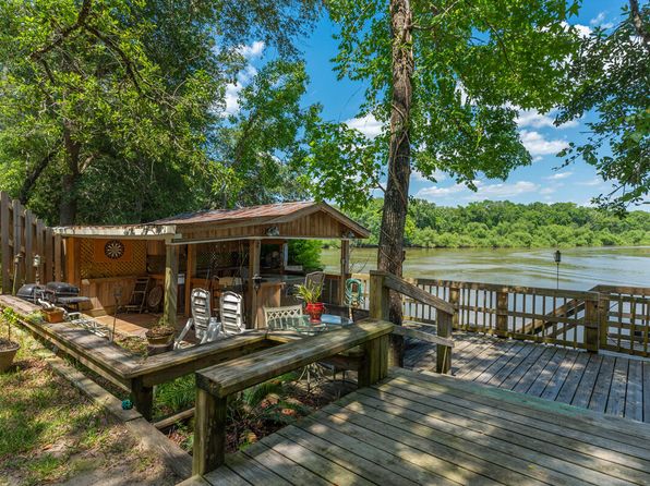 89 Howell Bluff Rd, Ponce De Leon, FL 32455