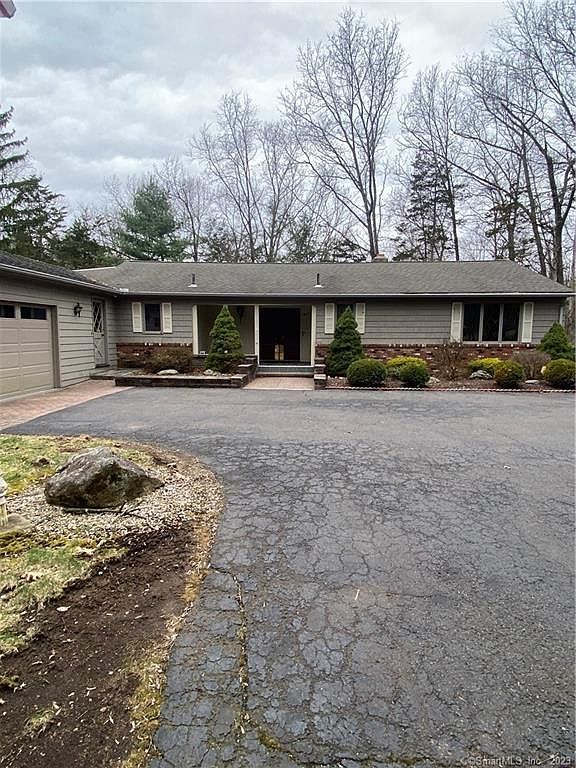 1237 Woodruff St, Southington, CT 06489 Zillow